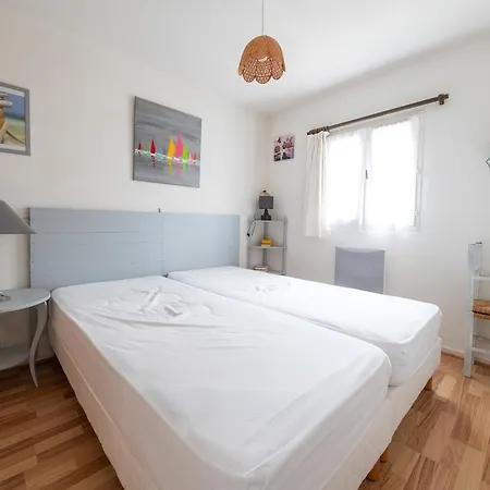 Charmante Petite Maison Accessible A Pieds * Долю-д'Олерон