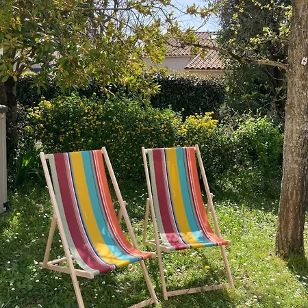 Charmante Petite Maison Accessible A Pieds Dolus d'Oléron